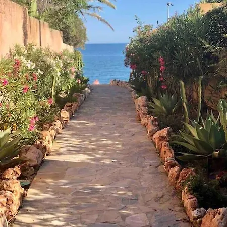 Cerca Al Mar *